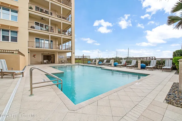 $975,000 | 755 N Highway, Unit 301, Indialantic, FL 32903