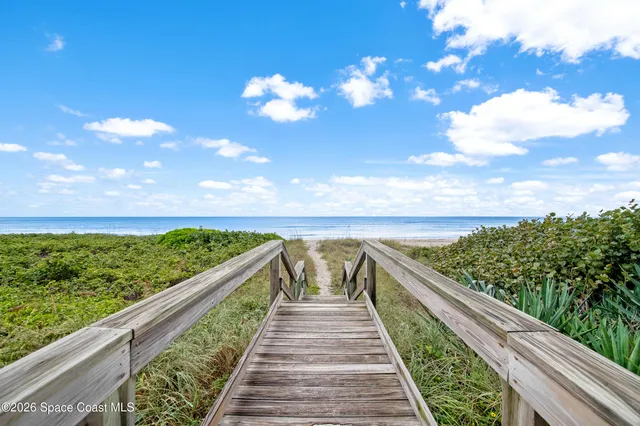 $975,000 | 755 N Highway, Unit 301, Indialantic, FL 32903