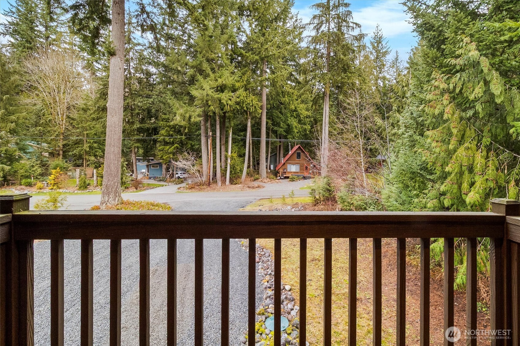 19040 Glacier Rim Drive Glacier, WA 98244 - Photo 21 of 40 a view of balcony with wooden floor and fence