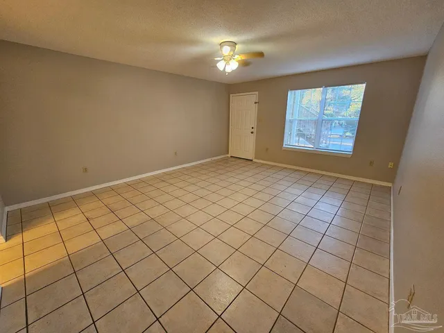 $1,135 | 6828 Hunt Street, Milton, FL 32570