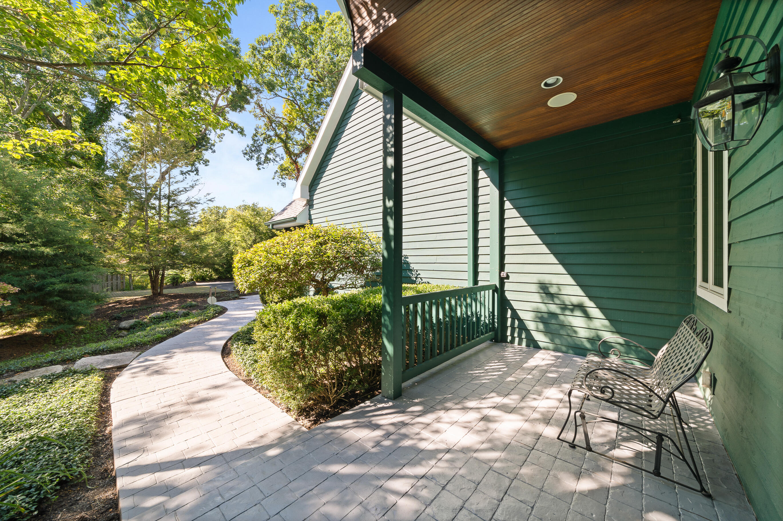 765 Brickley Court Fontana, WI 53125 - Photo 109 of 130 765 Brickley - Selects-29