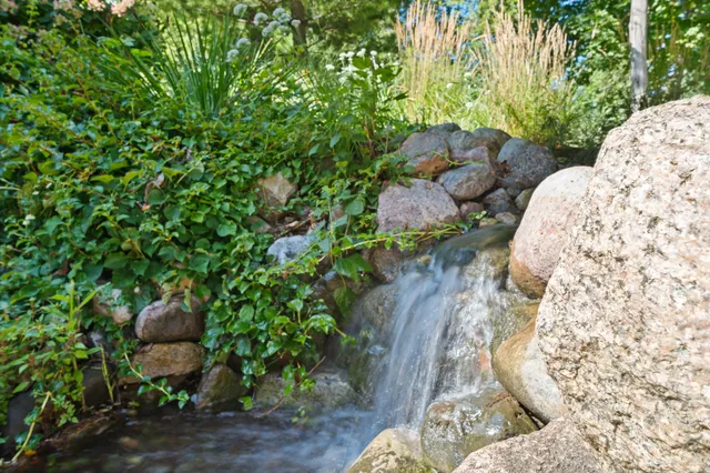 $1,475,000 | 765 Brickley Court, Fontana, WI 53125