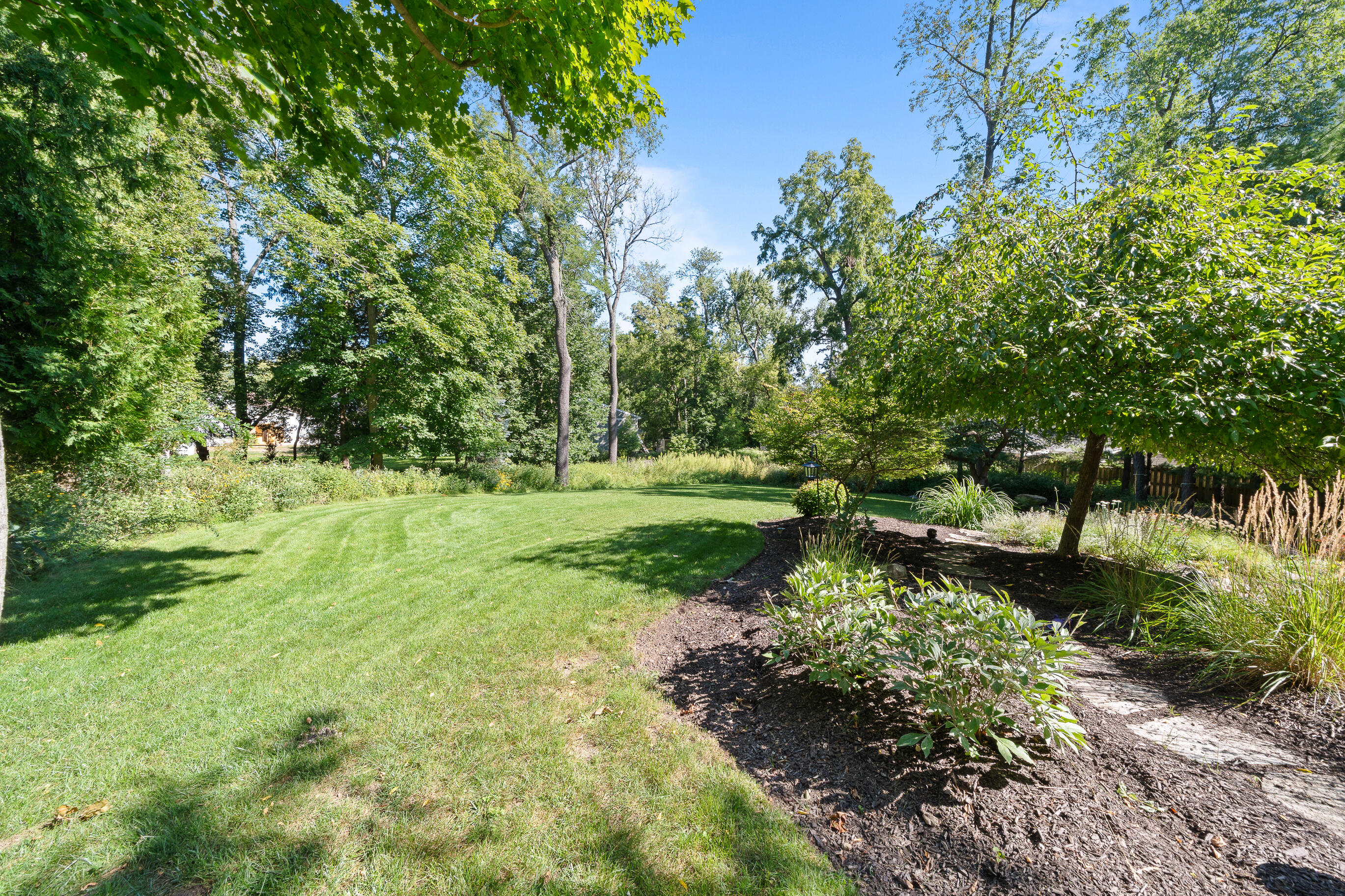 765 Brickley Court Fontana, WI 53125 - Photo 113 of 130 765 Brickley - Selects-41