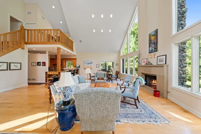 $1,475,000 | 765 Brickley Court, Fontana, WI 53125