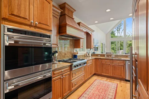 $1,475,000 | 765 Brickley Court, Fontana, WI 53125