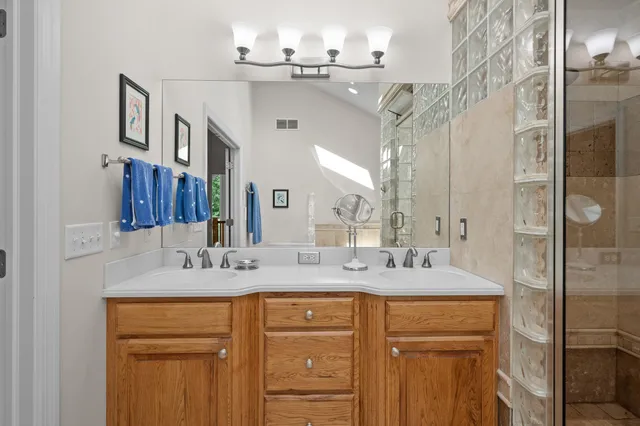 $1,475,000 | 765 Brickley Court, Fontana, WI 53125