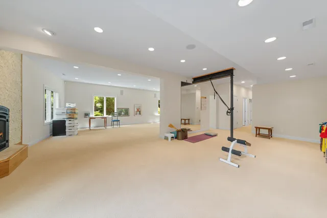 $1,475,000 | 765 Brickley Court, Fontana, WI 53125