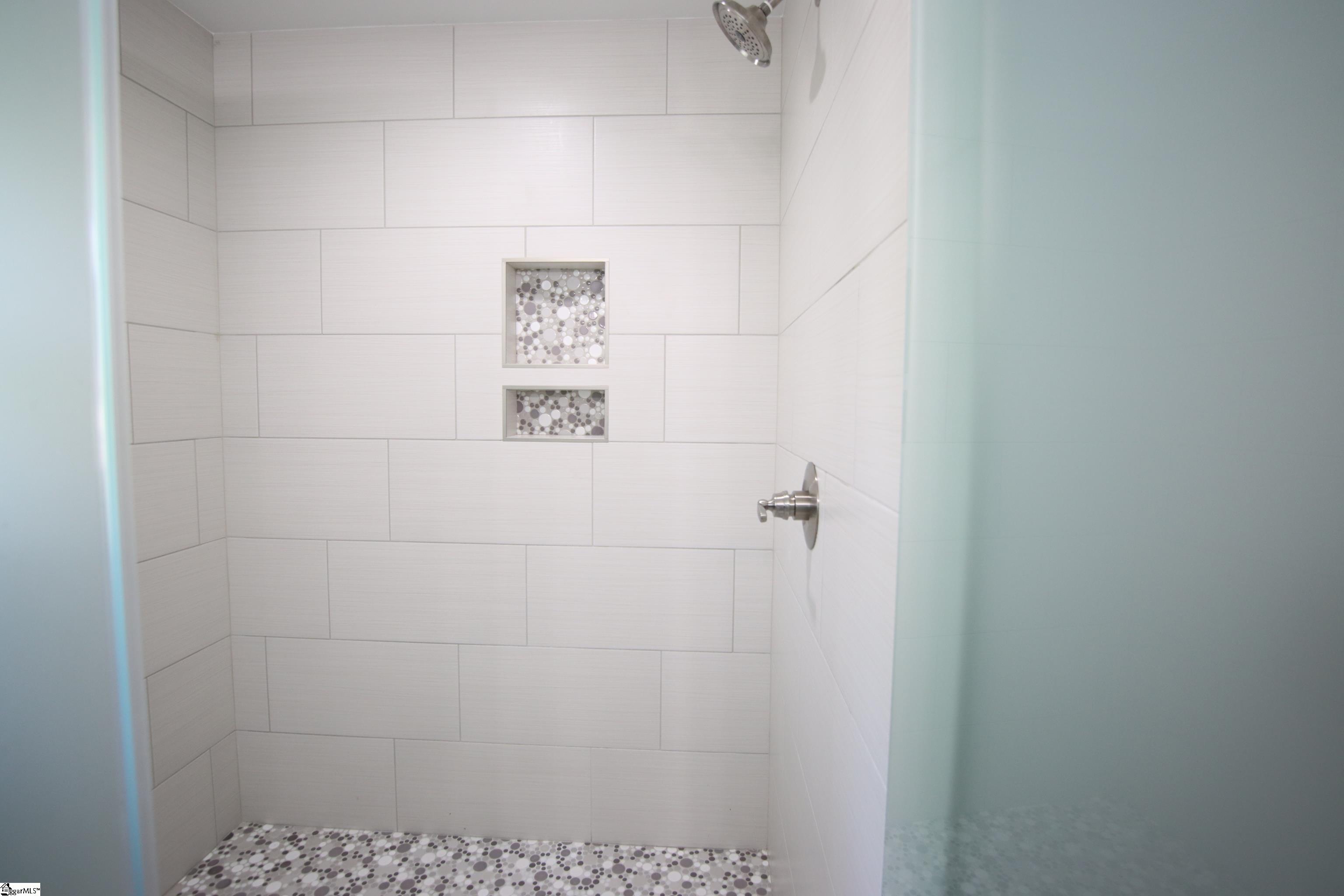 821 Brooks Road Mauldin, SC 29662 - Photo 24 of 36 Gallery Image 24