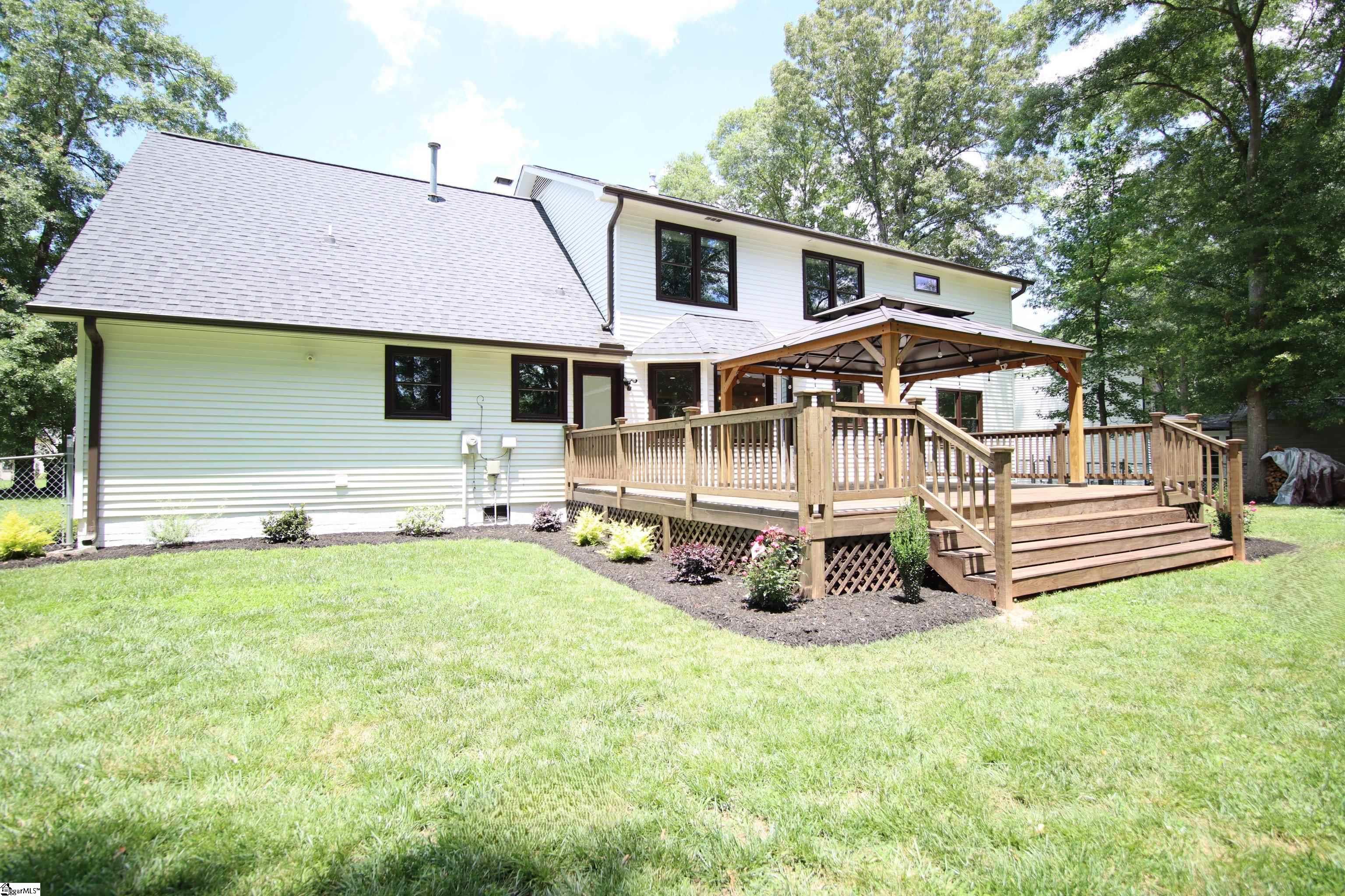 821 Brooks Road Mauldin, SC 29662 - Photo 34 of 36 Gallery Image 34