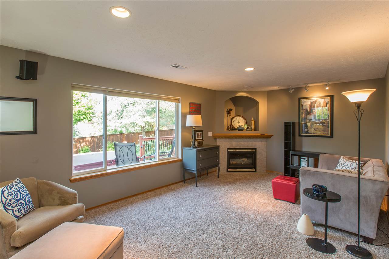 1127 South Moen Road Greenacres, WA 99016 - Photo 9 of 20