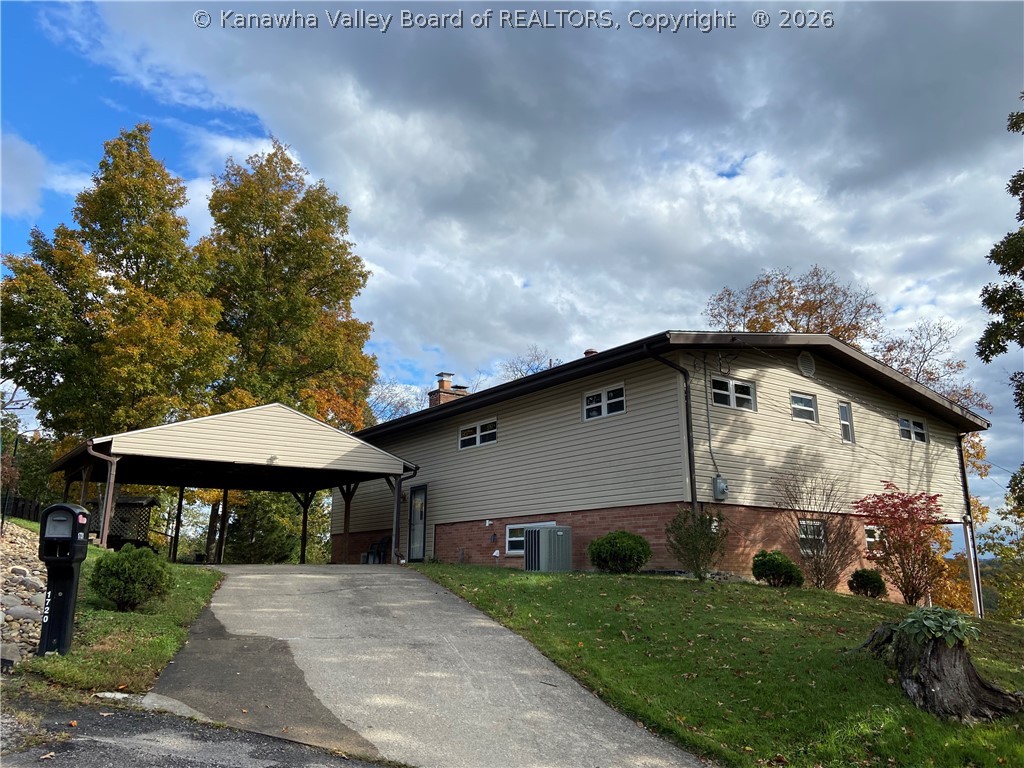 1720 Sierra Road Charleston, WV 25314 - Photo 2 of 31 Gallery Image 2