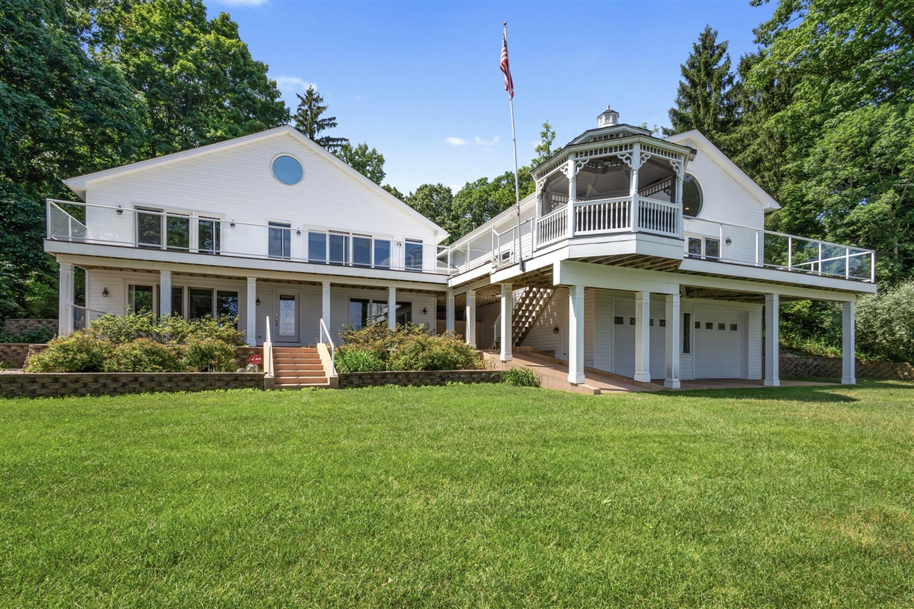 15665 Portage Road Vicksburg, MI 49097 - Photo 5 of 31