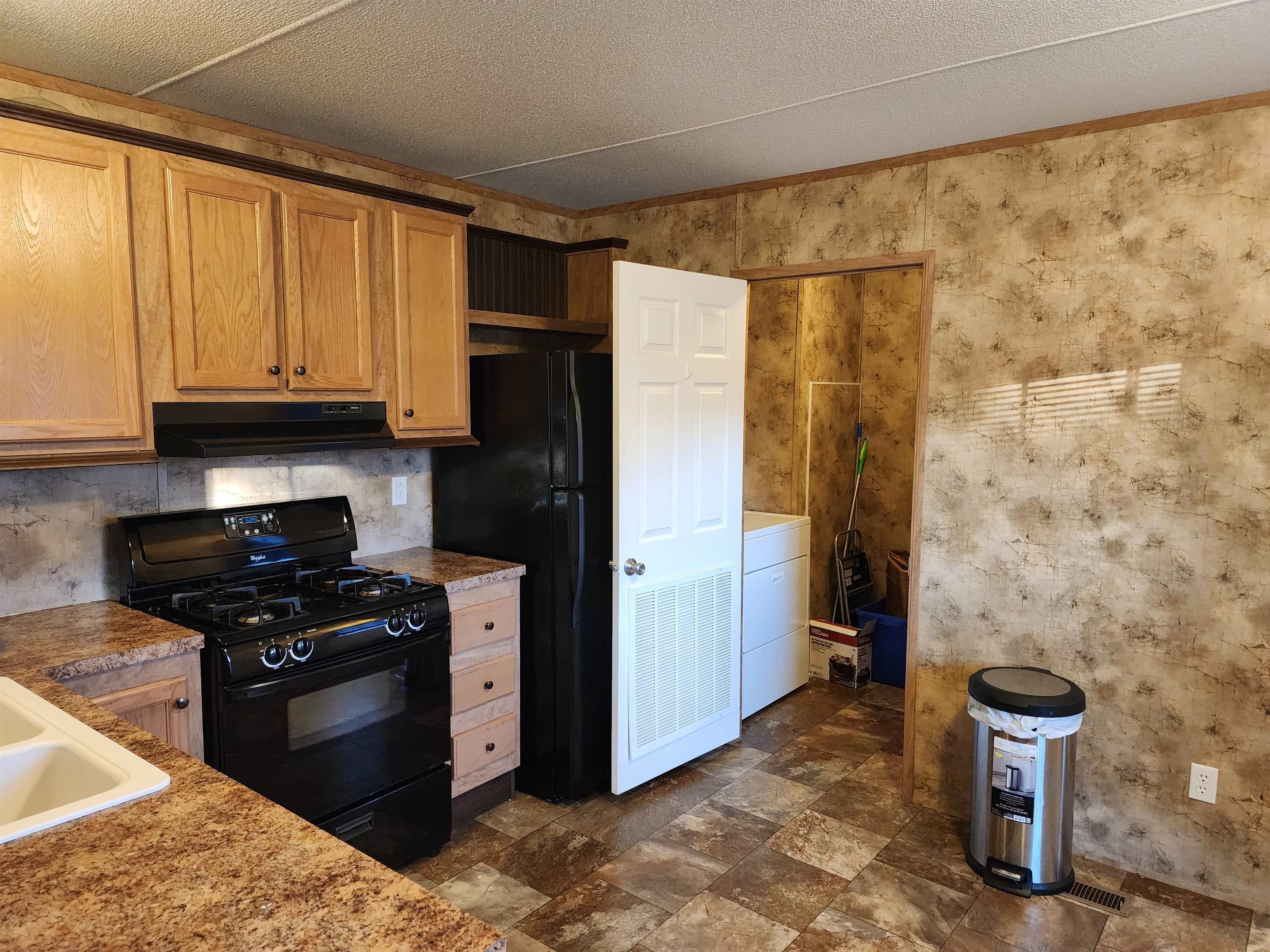 17 Middle Road Swanton, VT 05488 - Photo 5 of 19 Gallery Image 5