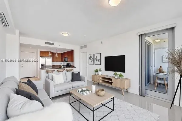 $2,650 | 1830 Radius Drive, Unit 609, Hollywood, FL 33020
