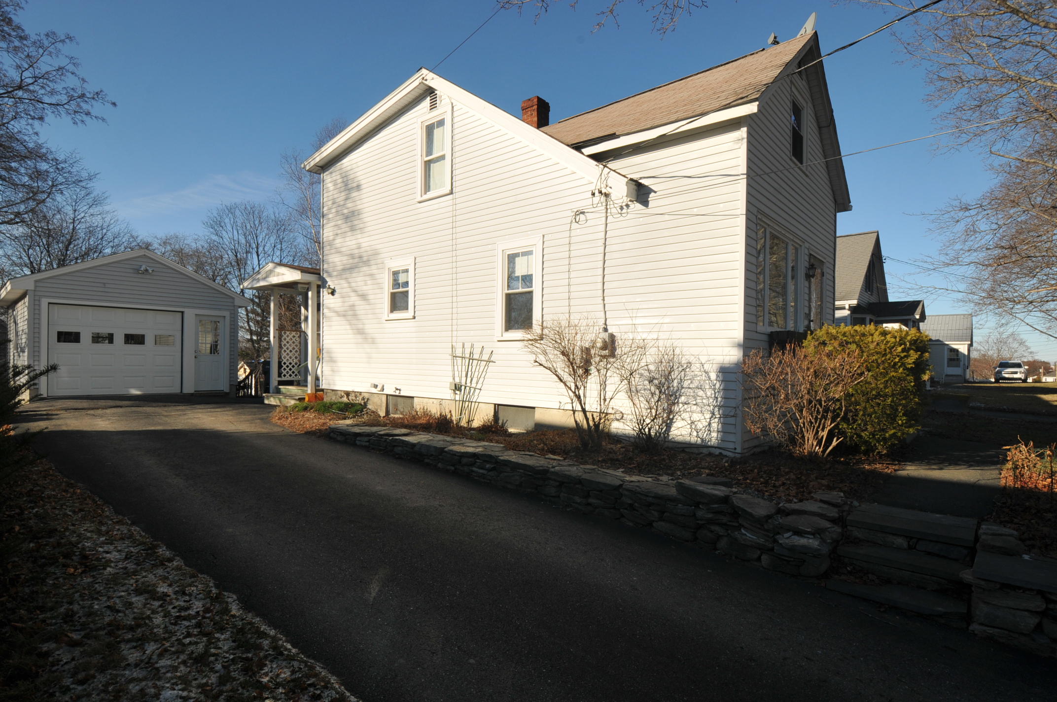 282 Maple Street Bangor, ME 04401 - Photo 8 of 74 DSC_1773