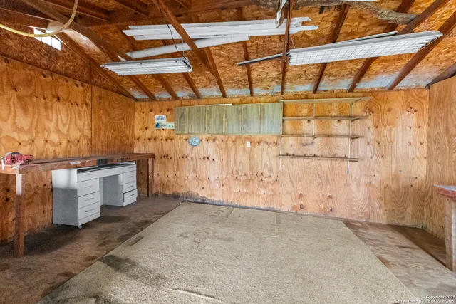 $1,800 | 2676 Pahmeyer Road, New Braunfels, TX 78130