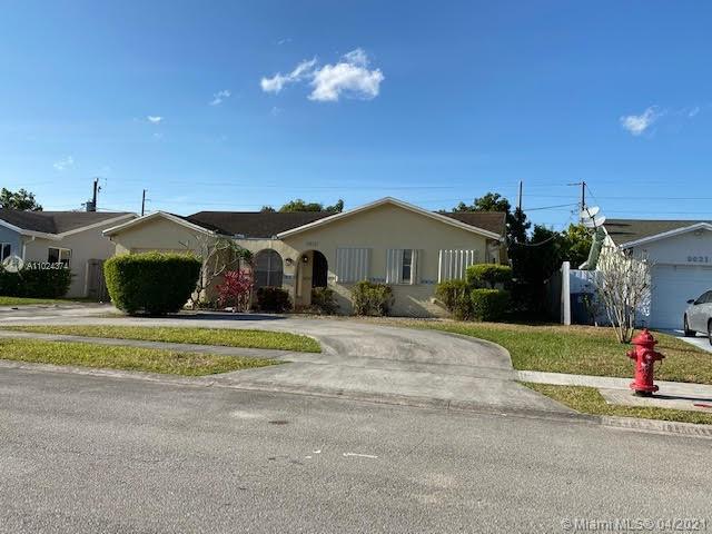 9033 Southwest 1st Road Boca Raton, FL 33428 - Photo 1 of 1