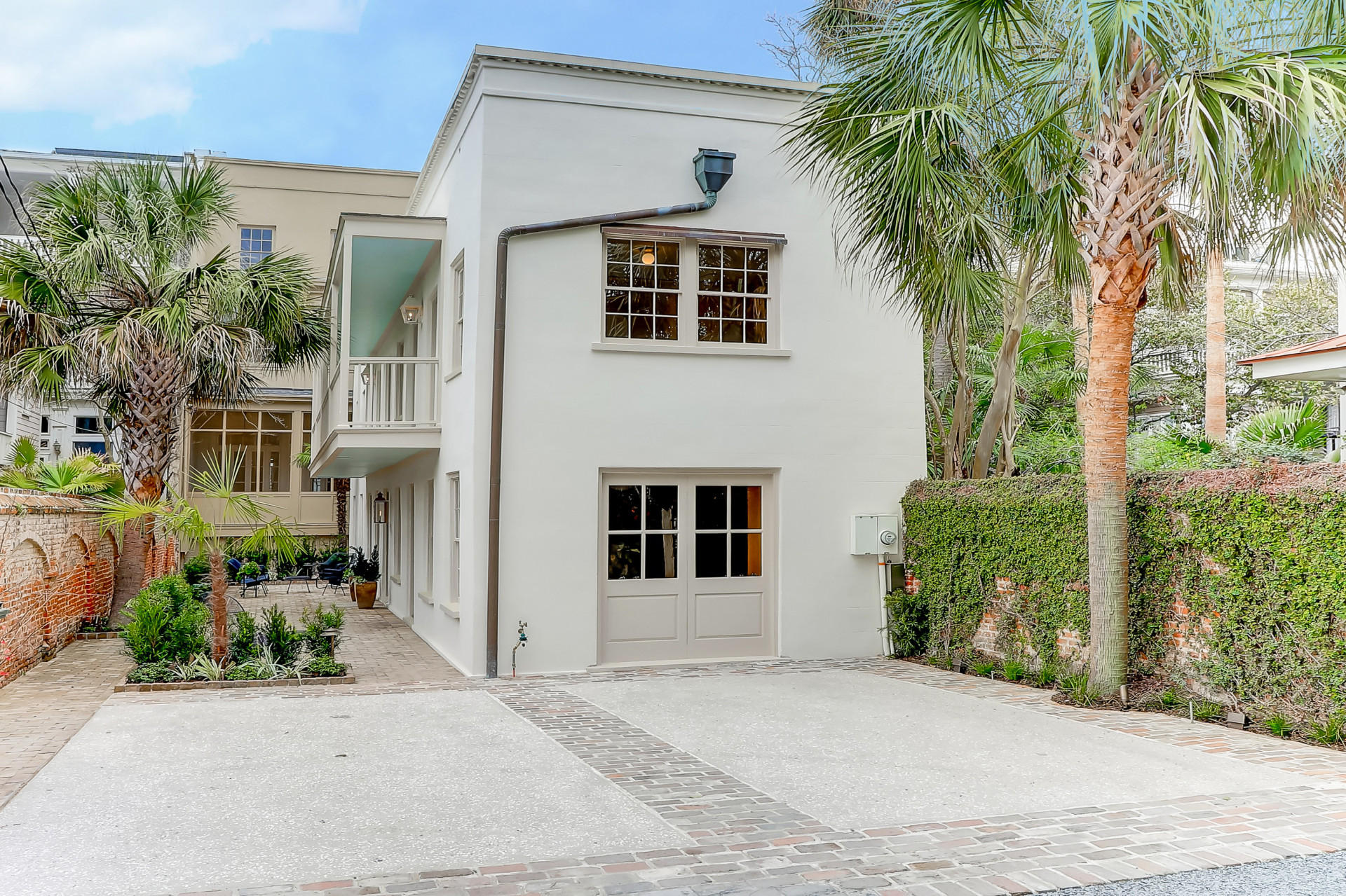 3 Wasbee Range, Unit RANGE Charleston, SC 29401 - Photo 2 of 15 3 Wasbee Front