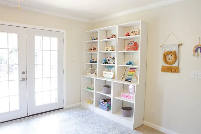 $2,700 | 4815 Oldfort Hill Drive, Austin, TX 78723