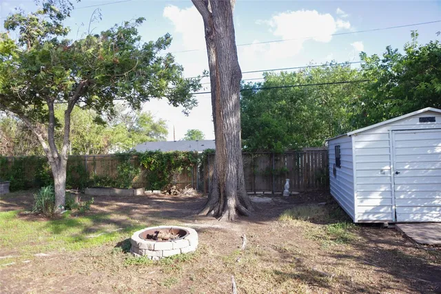 $2,700 | 4815 Oldfort Hill Drive, Austin, TX 78723