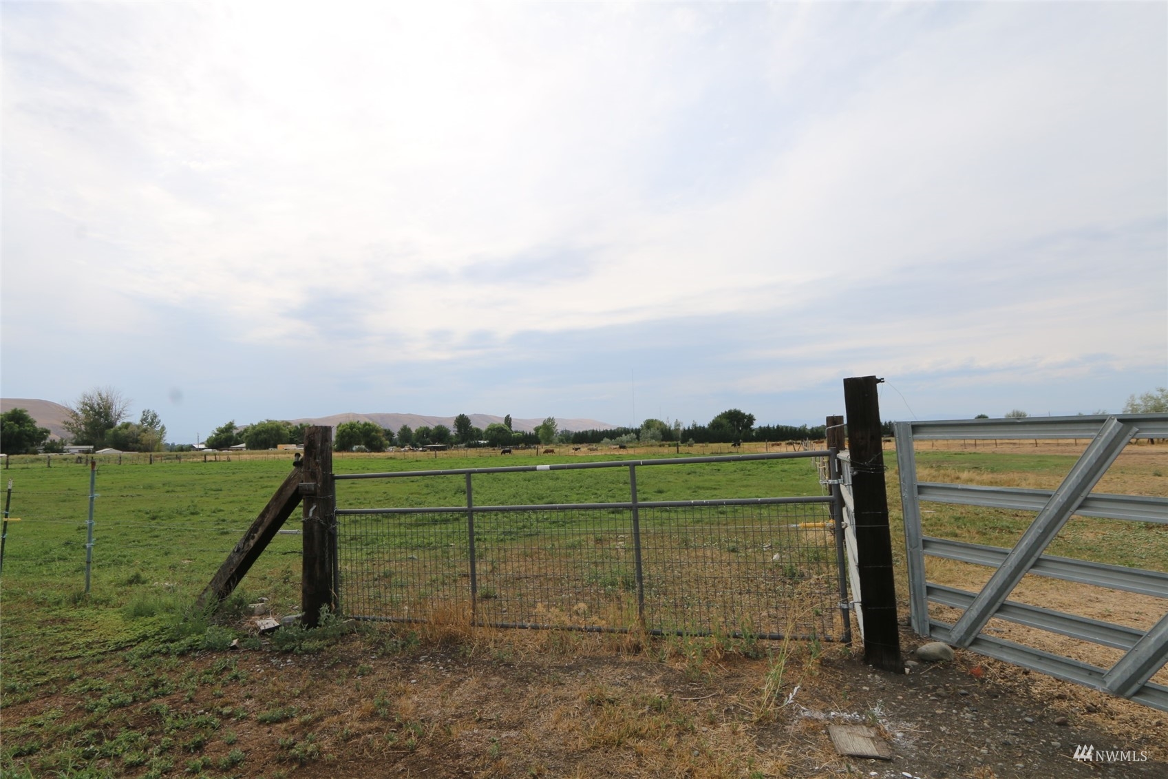 -nna South Birchfield Road Yakima, WA 98901 - Photo 1 of 4 a view of a park