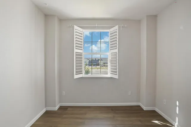 $370,000 | 7515 Sheldon Road, Unit 4103, Elk Grove, CA 95758