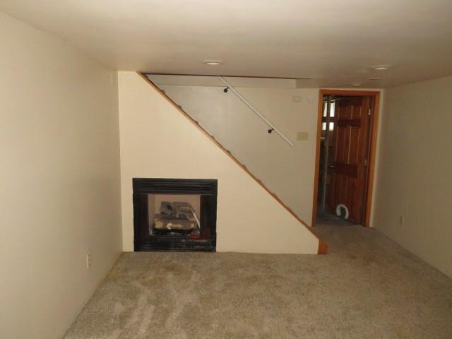 481 Cecil-Henderson Road Cecil, PA 15321 - Photo 30 of 33 a view of an empty room with closet and mirror