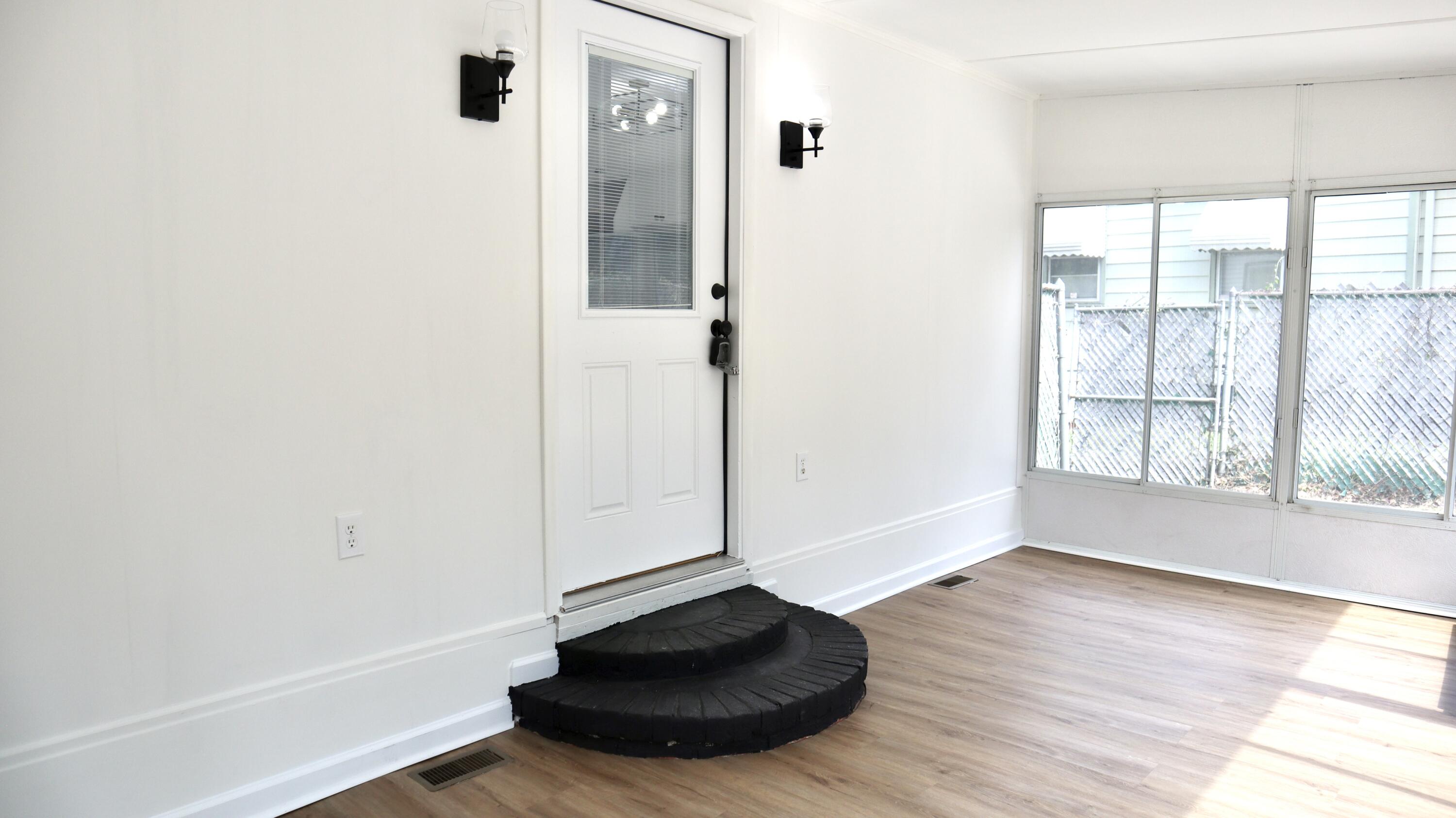 2404 Ruby Drive Augusta, GA 30906 - Photo 18 of 22 Sunroom