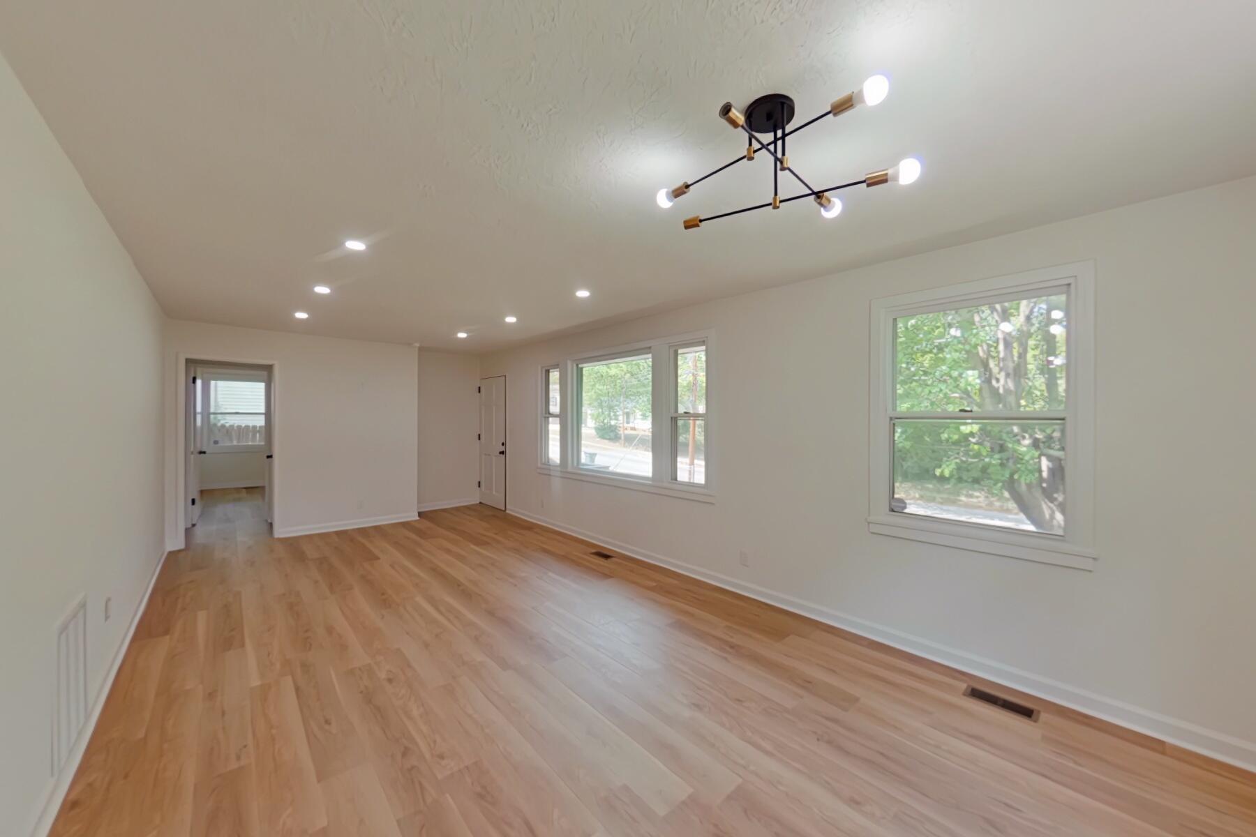 2404 Ruby Drive Augusta, GA 30906 - Photo 6 of 22 Living Room