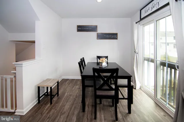 $340,000 | 32 Burr Street, Williamstown, NJ 08094