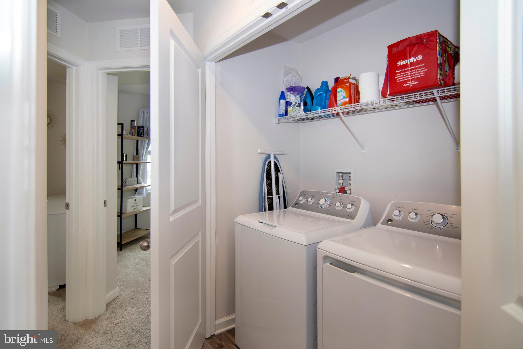 32 Burr Street Williamstown, NJ 08094 - Photo 29 of 34 a utility room with dryer and washer