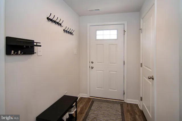 $340,000 | 32 Burr Street, Williamstown, NJ 08094