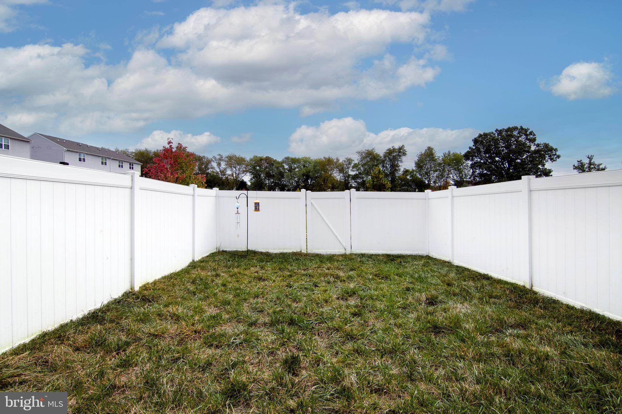 32 Burr Street Williamstown, NJ 08094 - Photo 33 of 34 a view of a backyard