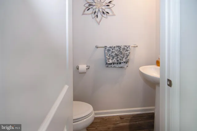 $340,000 | 32 Burr Street, Williamstown, NJ 08094