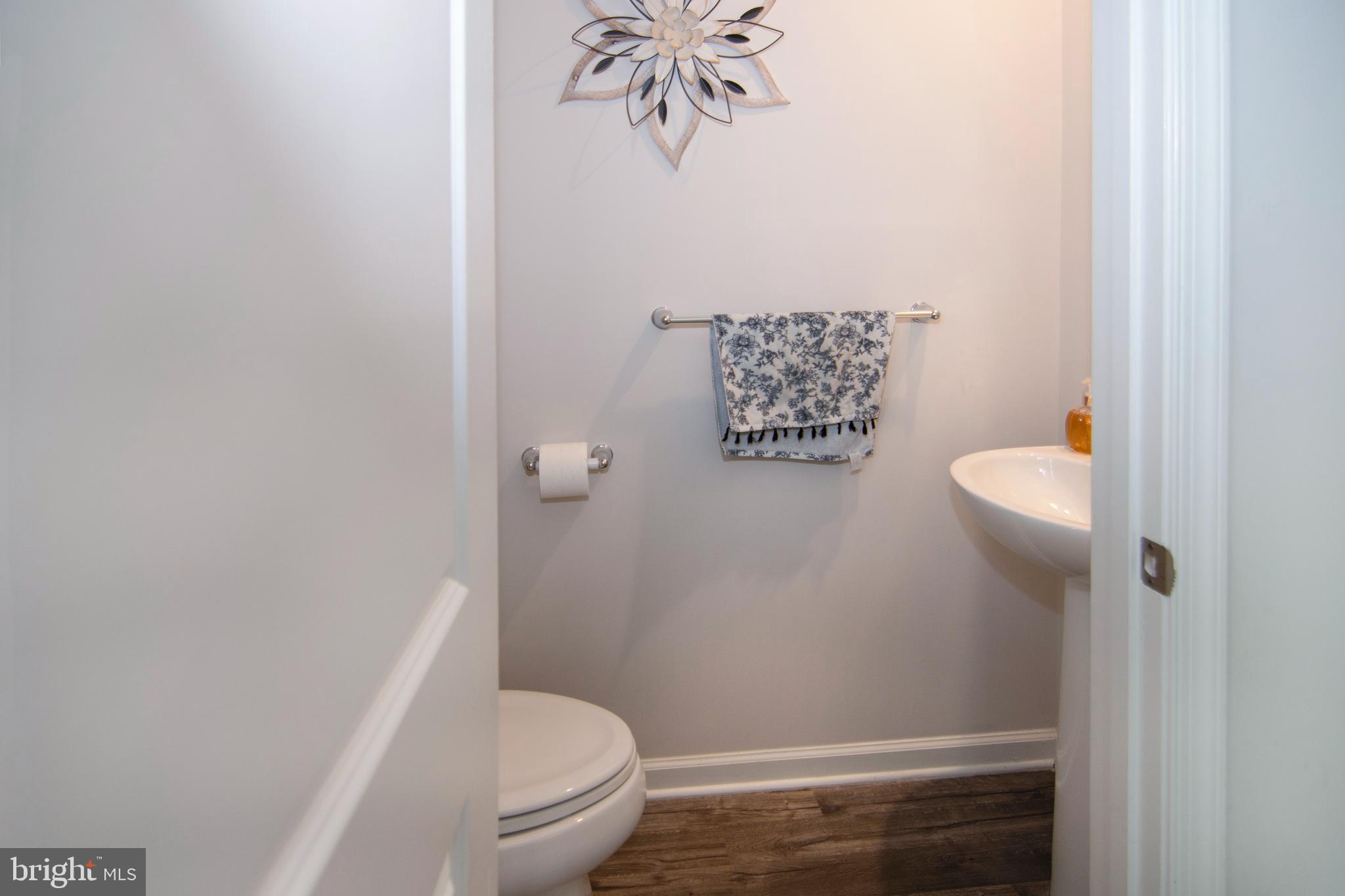 32 Burr Street Williamstown, NJ 08094 - Photo 8 of 34 a bathroom with a toilet and a shower