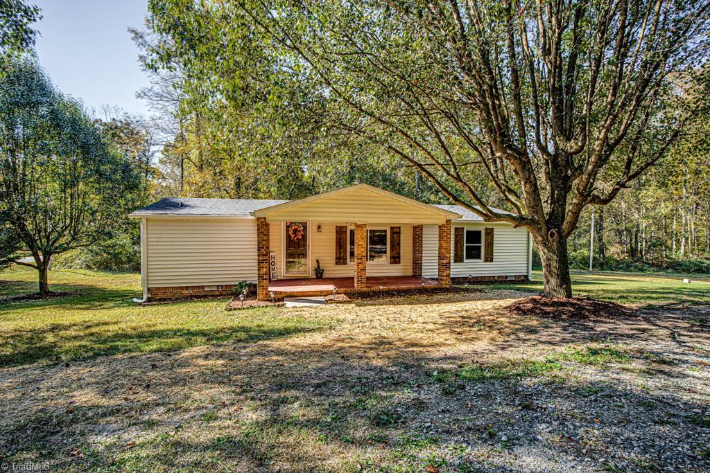 543 George Hege Road Lexington, NC 27295 - Photo 1 of 40 Gallery Image 1