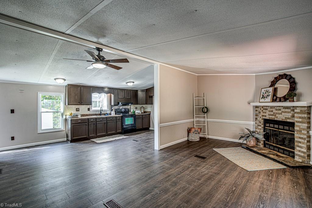 543 George Hege Road Lexington, NC 27295 - Photo 6 of 40 Gallery Image 6
