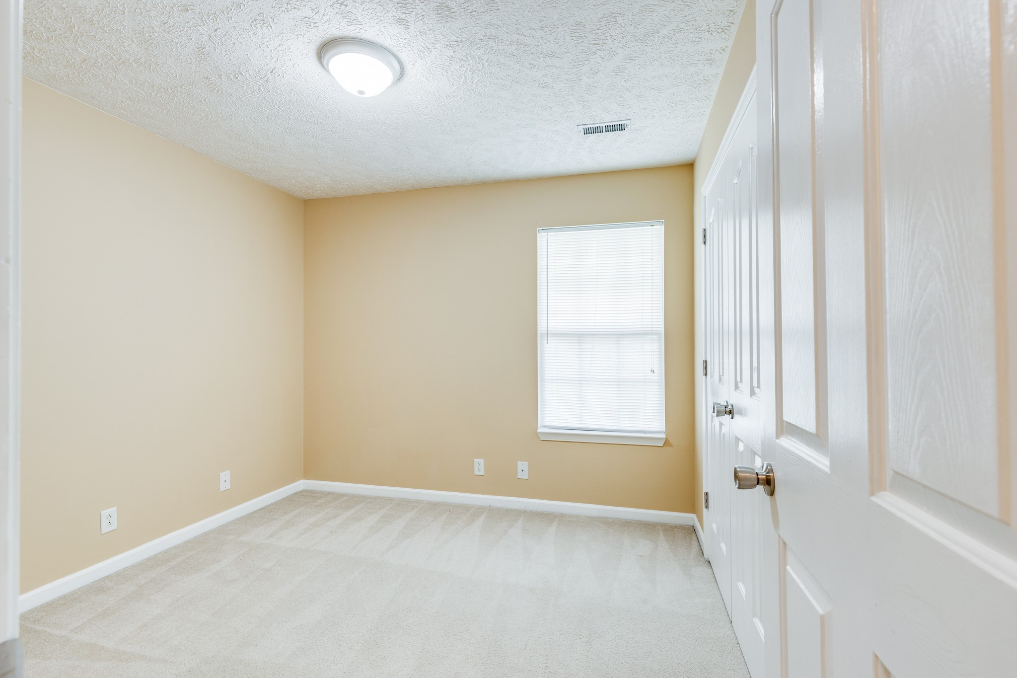 1418 Owasa Trail Murfreesboro, TN 37130 - Photo 10 of 23 an empty room with a window