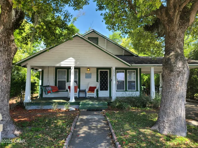 $270,000 | 2317 East 3rd Street, Panama City, FL 32401