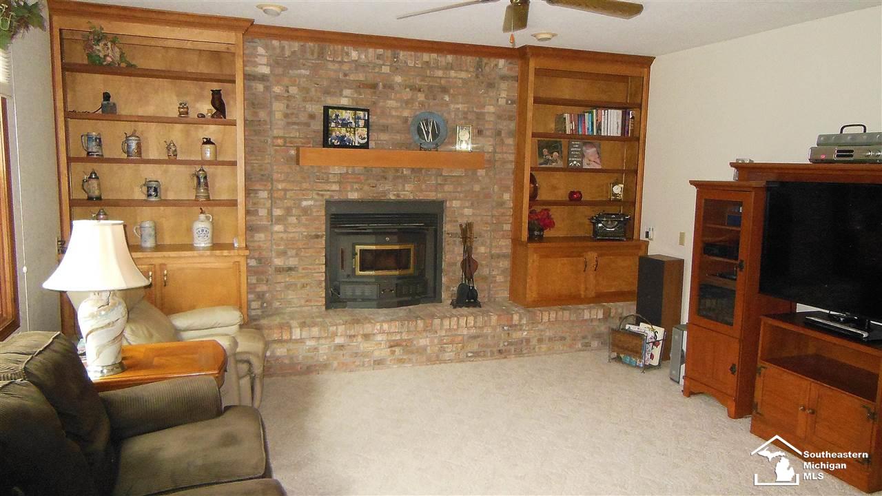 9021 Jackman Road Temperance, MI 48182 - Photo 25 of 43