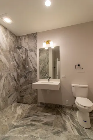 $589,000 | 6747 South Langley Avenue, Chicago, IL 60637