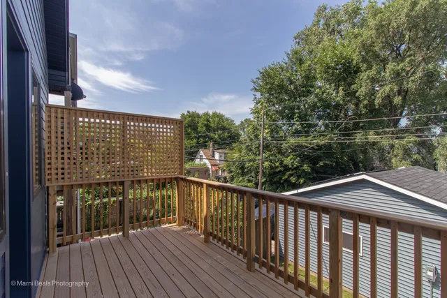 $589,000 | 6747 South Langley Avenue, Chicago, IL 60637