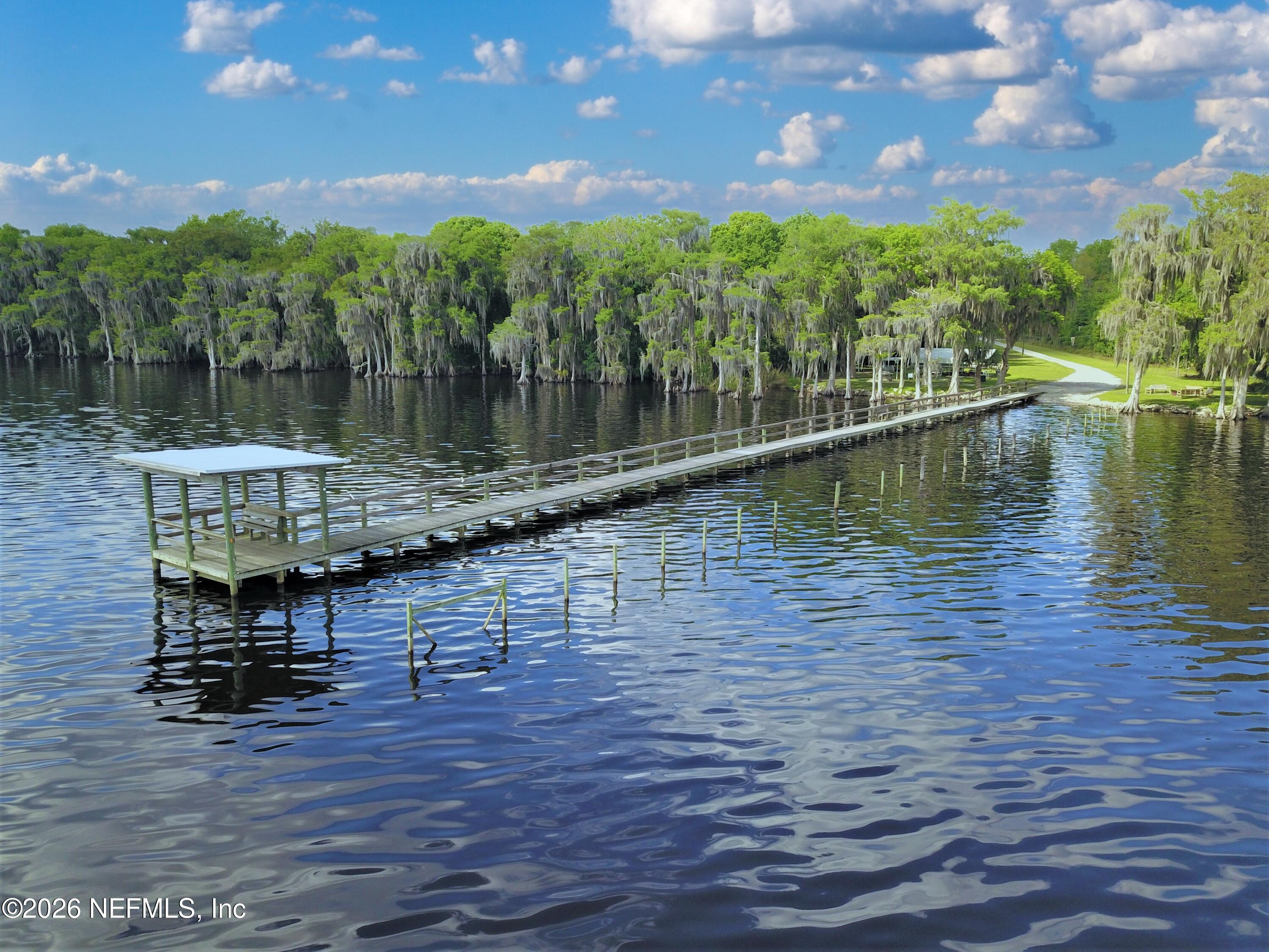 140 Hazel Avenue Georgetown, FL 32139 - Photo 25 of 30 11