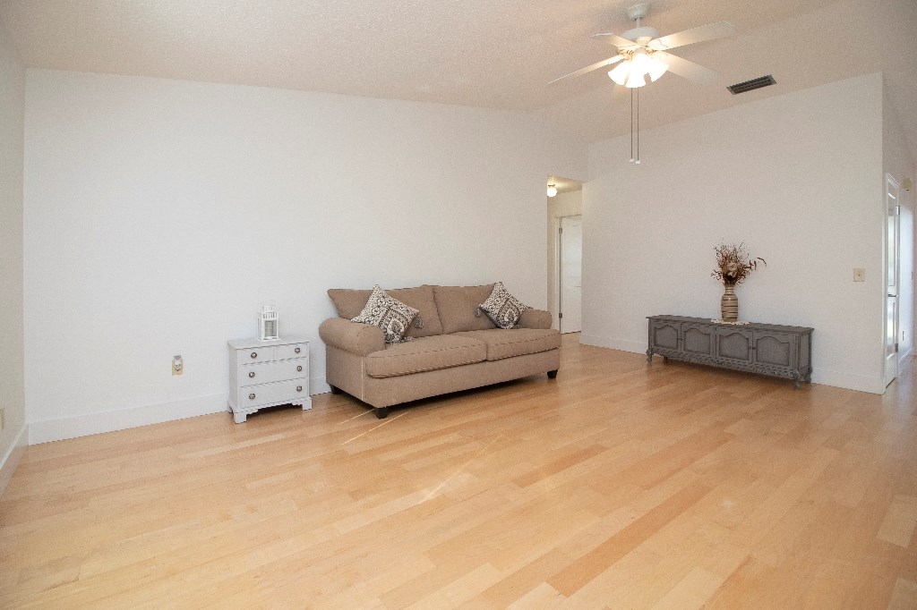 352 Orchis Road St. Augustine, FL 32086 - Photo 3 of 13