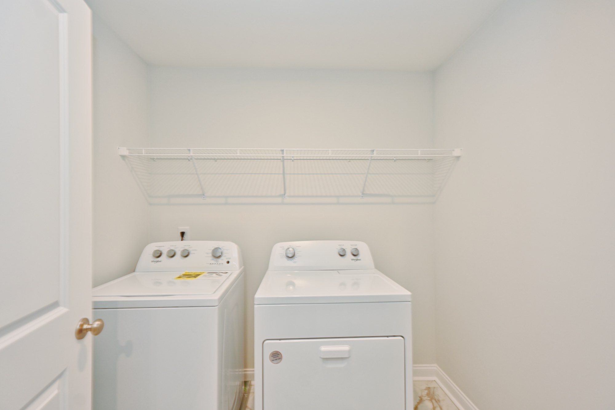 2305 Juneau Lane Columbia, TN 38401 - Photo 25 of 50 a utility room with dryer and washer