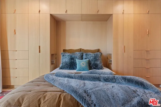 $9,900 | 11314 Homedale Street, Los Angeles, CA 90049