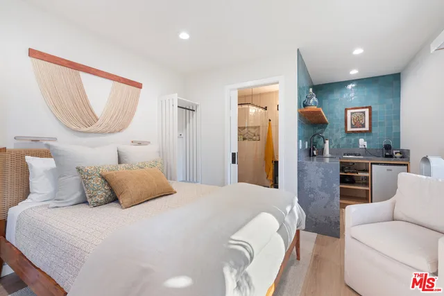 $9,900 | 11314 Homedale Street, Los Angeles, CA 90049