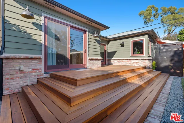 $9,900 | 11314 Homedale Street, Los Angeles, CA 90049