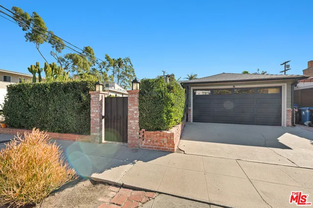 $9,900 | 11314 Homedale Street, Los Angeles, CA 90049