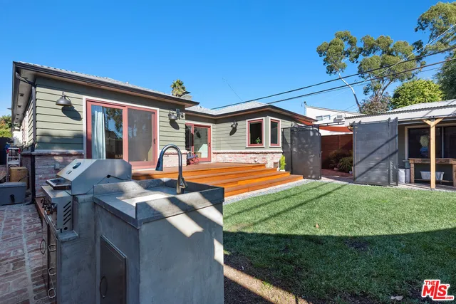 $9,900 | 11314 Homedale Street, Los Angeles, CA 90049